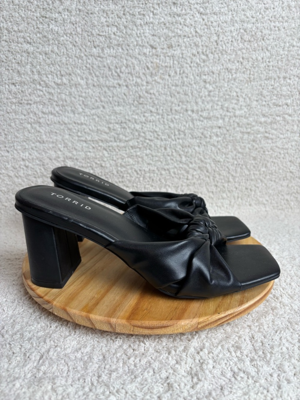 Torrid Soft Knot Square Heel Mules Open Toe Chunky Womens 10WW in Black